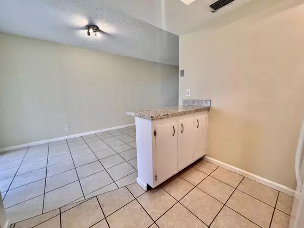 Greenacres, FL 33463,4700 Oak Terrace DR