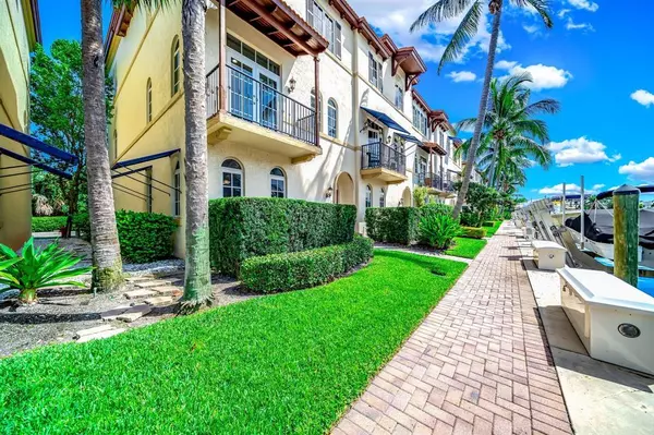 Boynton Beach, FL 33435,824 Virginia Garden DR
