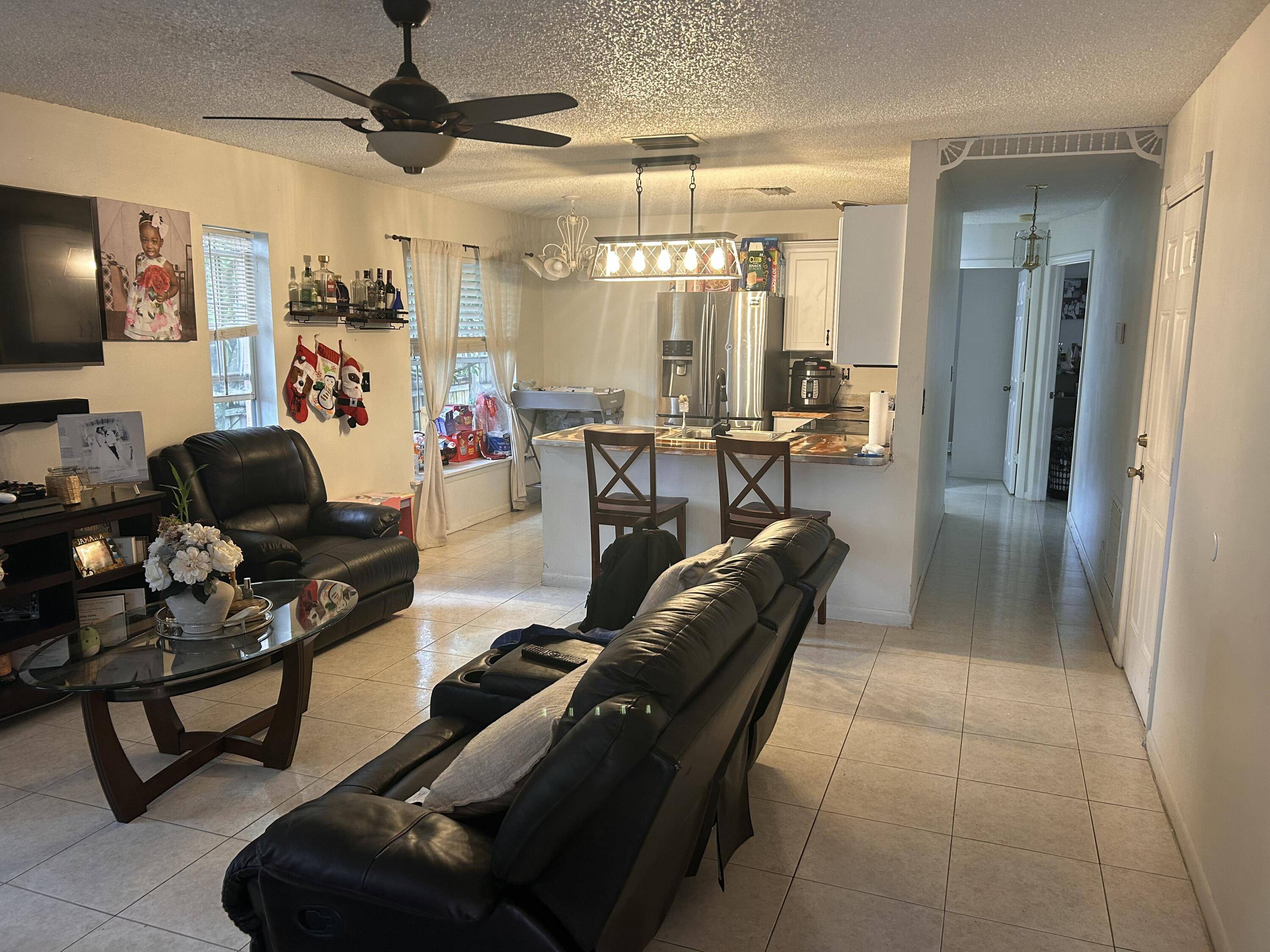 Boynton Beach, FL 33437,5684 Boynton CRES