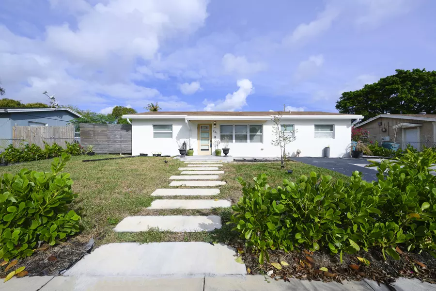 241 NE 16th CT, Boynton Beach, FL 33435