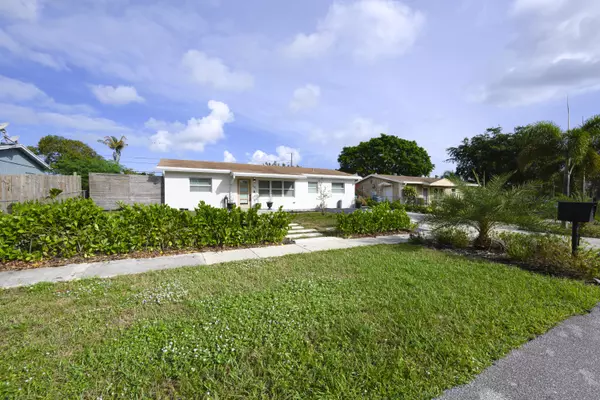 Boynton Beach, FL 33435,241 NE 16th CT