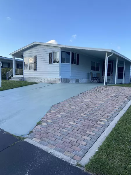 240 Travis Cay PL 2, Fort Pierce, FL 34982