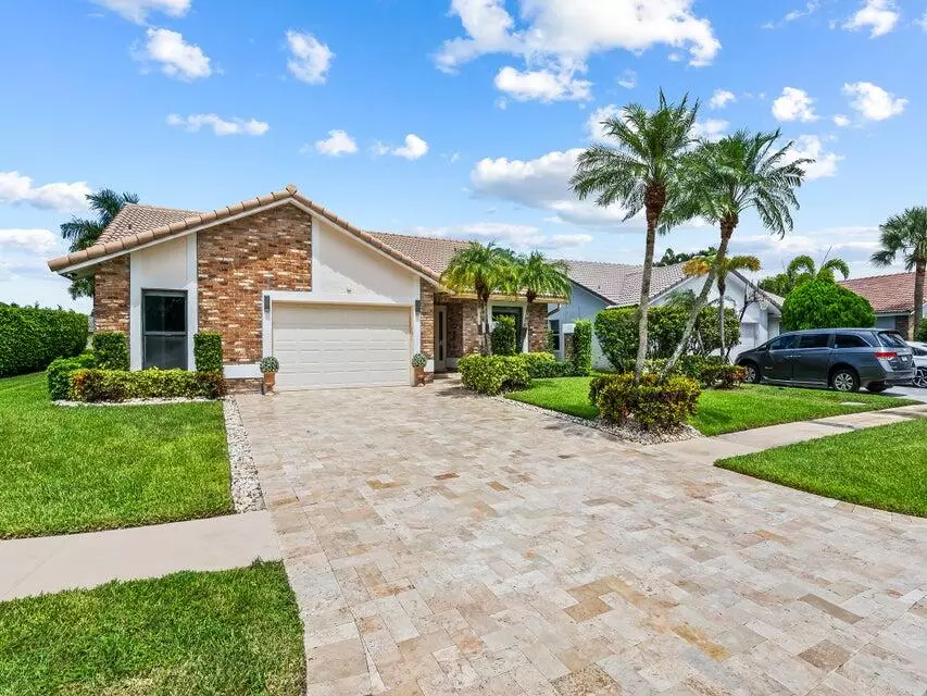 Boca Raton, FL 33498,10065 Camelback LN