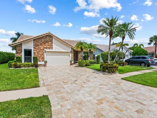 10065 Camelback LN, Boca Raton, FL 33498