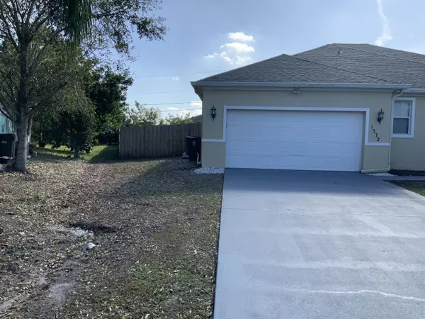 Port Saint Lucie, FL 34953,1572 SW Gager RD