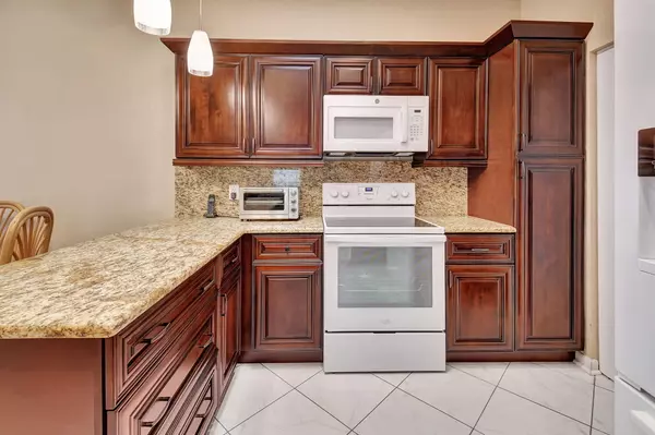 Delray Beach, FL 33446,7584 Mansfield Hollow RD