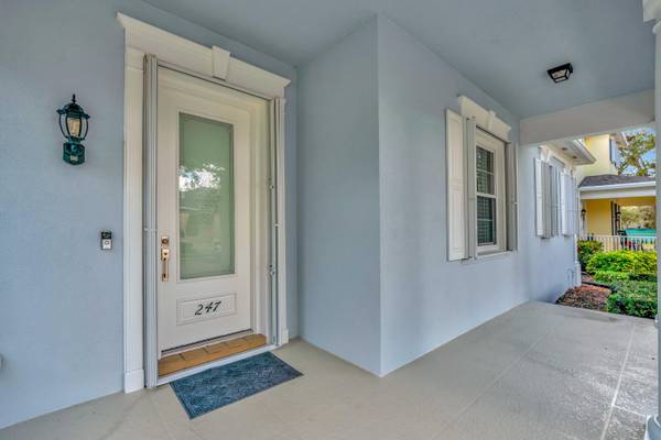 Jupiter, FL 33458,247 Honeysuckle DR