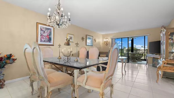 14460 Strathmore LN 406, Delray Beach, FL 33446