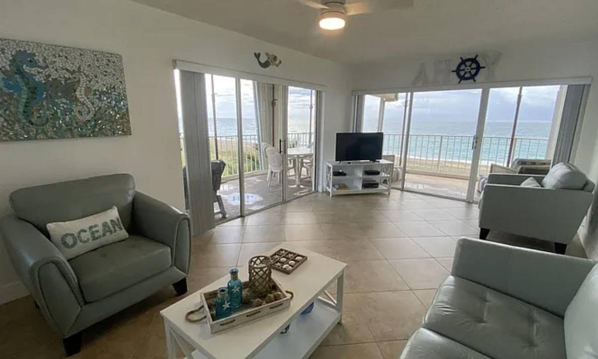 Jensen Beach, FL 34957,10102 S Ocean DR 401