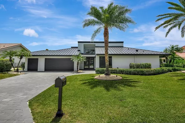 Delray Beach, FL 33445,5011 Pineview CIR