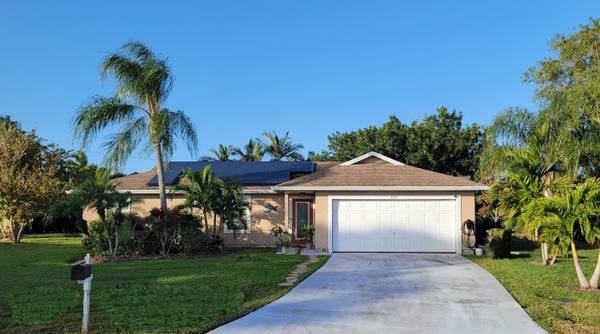 2512 SE Hilltop CT,  Port Saint Lucie,  FL 34952