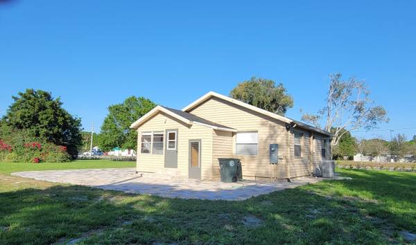 Fort Pierce, FL 34947,1207 S 25th ST