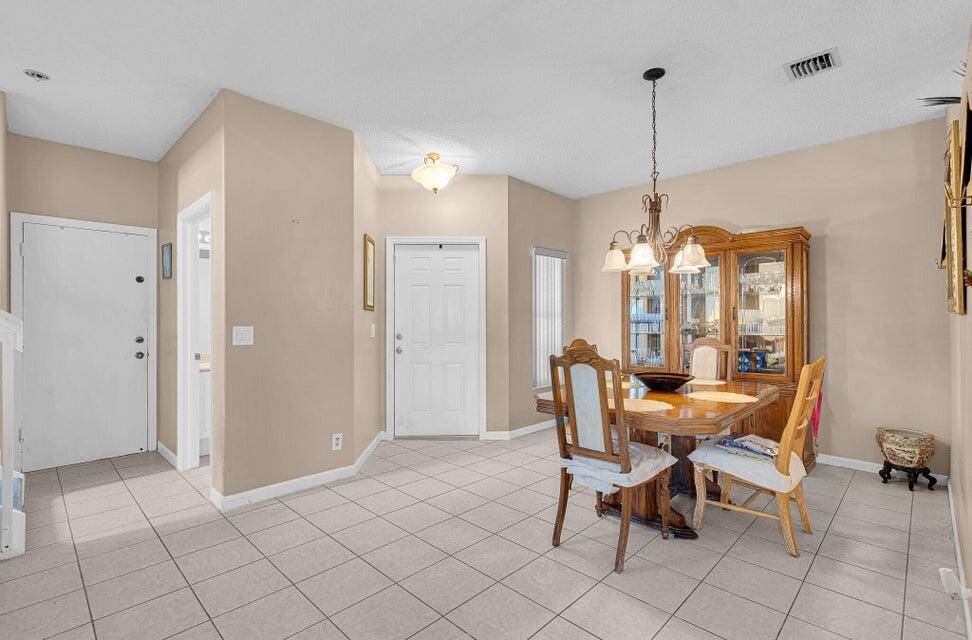 Lake Worth, FL 33463,5636 Kingsmill Court