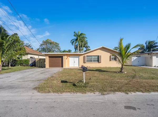 4328 Gulfstream Road RD, Lake Worth Beach, FL 33461