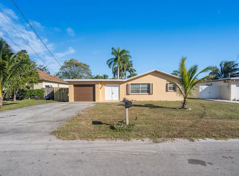 4328 Gulfstream RD, Lake Worth Beach, FL 33461