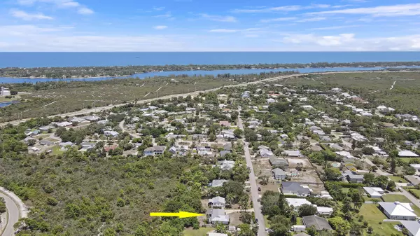 Hobe Sound, FL 33455,9205 SE Karin ST