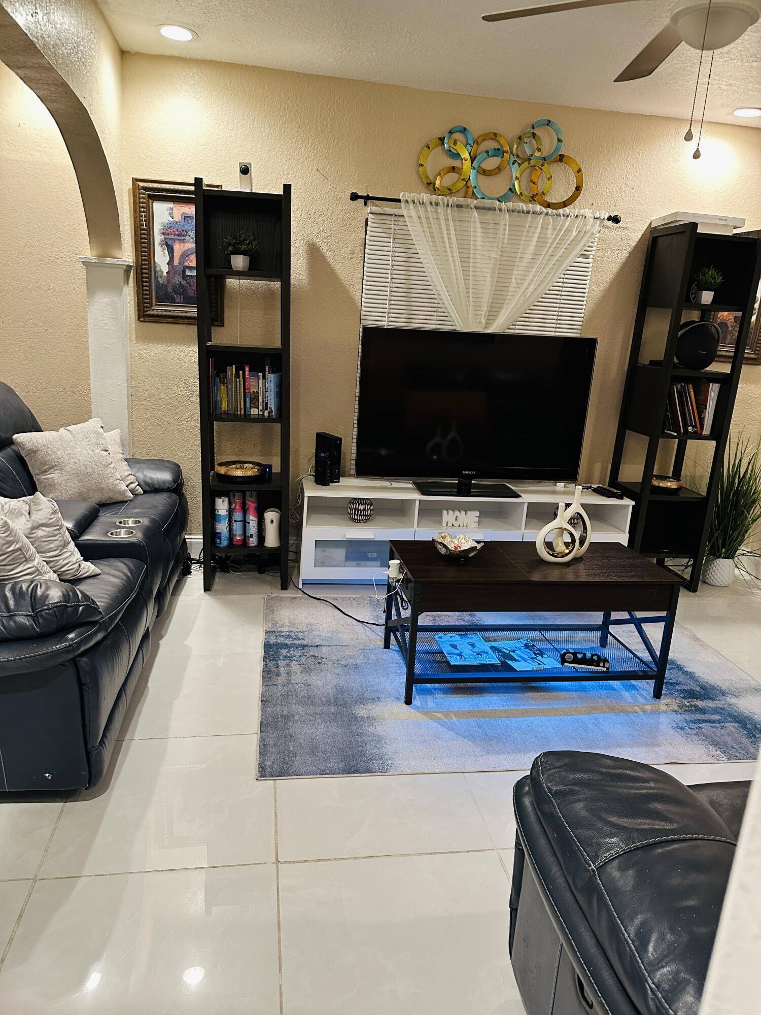 833 Briggs Street ST, West Palm Beach, FL 33405