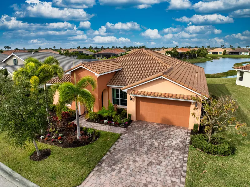12074 SW Bayberry AVE, Port Saint Lucie, FL 34987