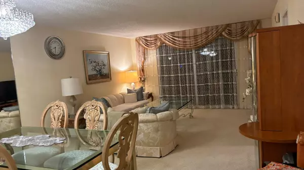 Delray Beach, FL 33446,14575 Bonaire BLVD 208