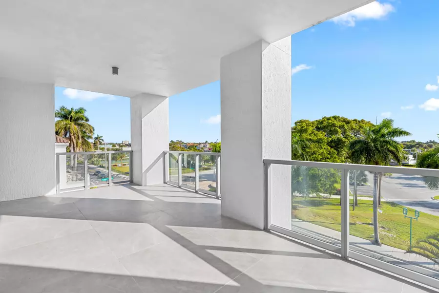 495 E Royal Palm RD 401, Boca Raton, FL 33432