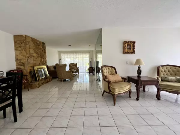 Fort Pierce, FL 34982,5828 Honeybell CT 41d