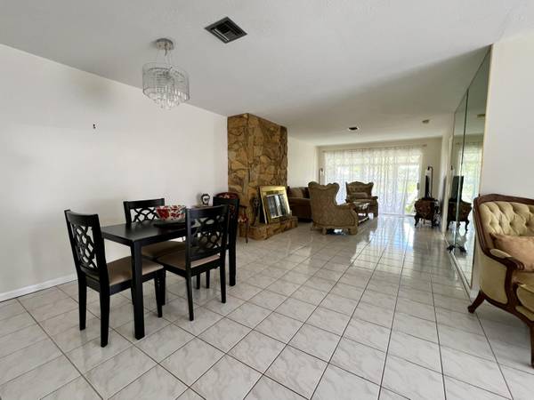 Fort Pierce, FL 34982,5828 Honeybell CT 41d