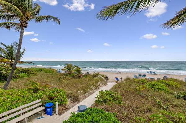 4748 S Ocean BLVD 306, Highland Beach, FL 33487