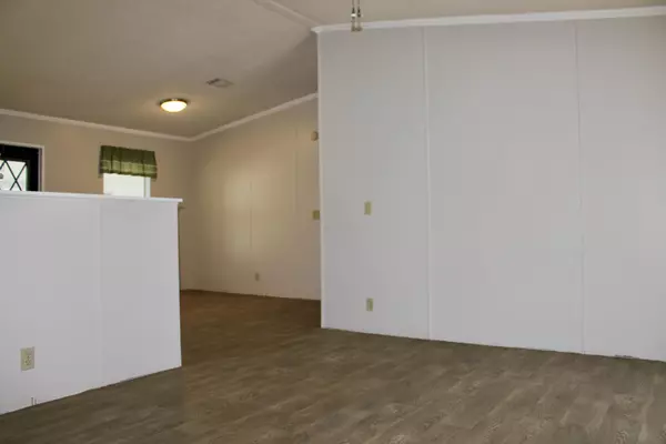 Fort Pierce, FL 34982,5680 Hemingway CT