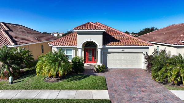 1728 SW Berkshire CIR, Vero Beach, FL 32968