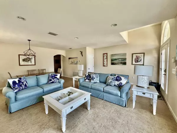 Vero Beach, FL 32968,1728 SW Berkshire CIR