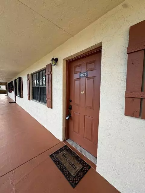 Greenacres, FL 33463,4175 Oak Terrace DR