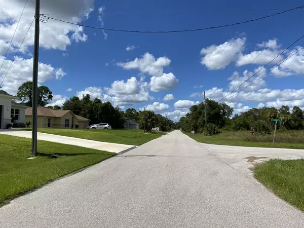 North Port, FL 34288,000 Scenic RD