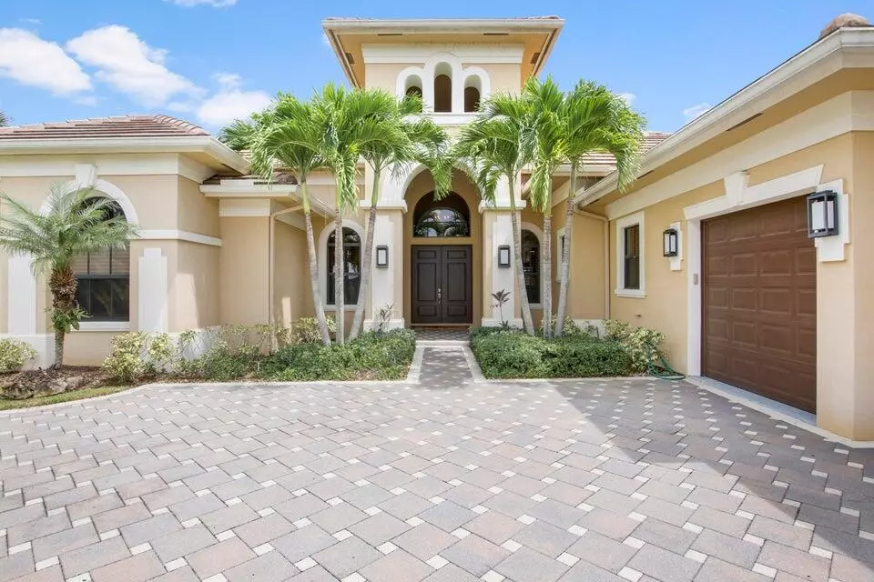 Jupiter, FL 33478,18337 SE W Old Trail DR