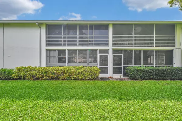 Tequesta, FL 33469,5 Westwood 102d AVE 102