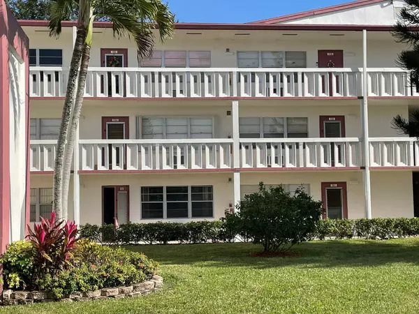90 Fanshaw C 90, Boca Raton, FL 33434