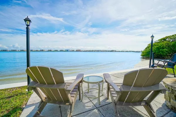 Lake Worth Beach, FL 33460,1432 S Lakeside DR 1