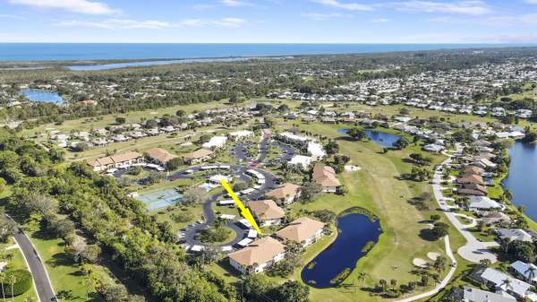 6363 SE Williamsburg DR 101, Hobe Sound, FL 33455