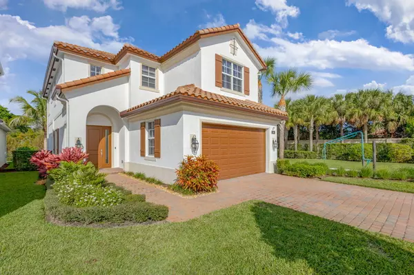 Palm Beach Gardens, FL 33418,166 Bonnette Hunt Club LN