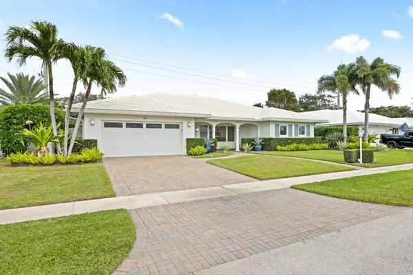 Boca Raton, FL 33486,745 Apple Tree LN