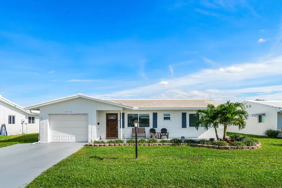 2114 SW 22nd ST, Boynton Beach, FL 33426