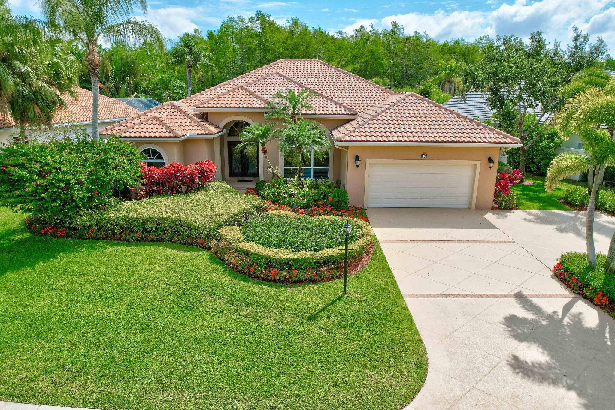 40 Cayman PL, Palm Beach Gardens, FL 33418