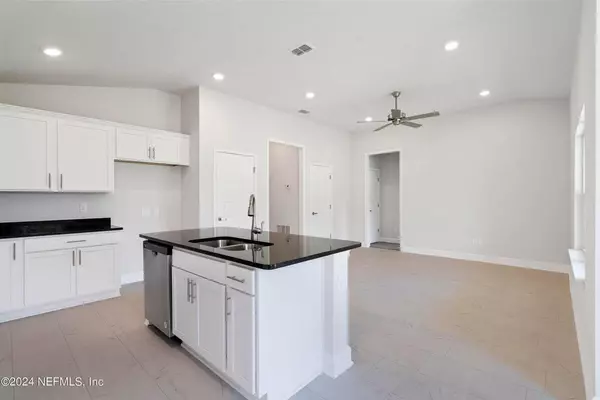 Fort Pierce, FL 34951,5234 San Benedetto PL