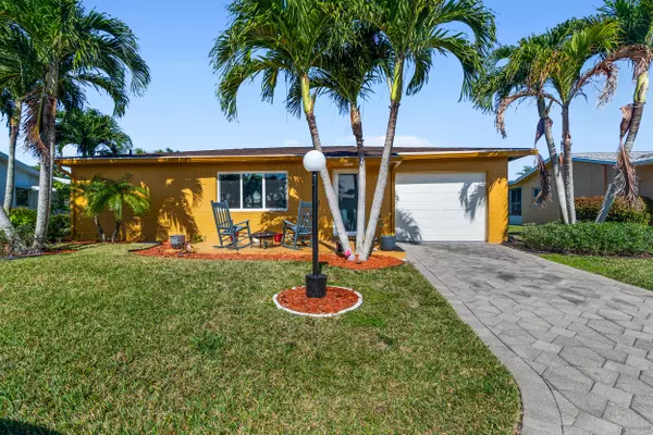 3670 Joseph DR, West Palm Beach, FL 33417