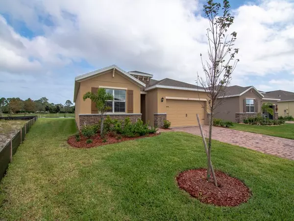 Vero Beach, FL 32962,2115 SW Crowned Eagle CIR