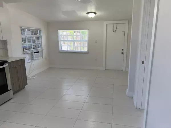 Lake Worth, FL 33460,311 S J ST 3 Back House