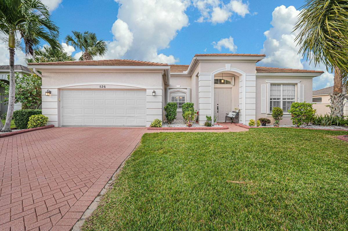 Port Saint Lucie, FL 34986,526 SW Lake Manatee WAY