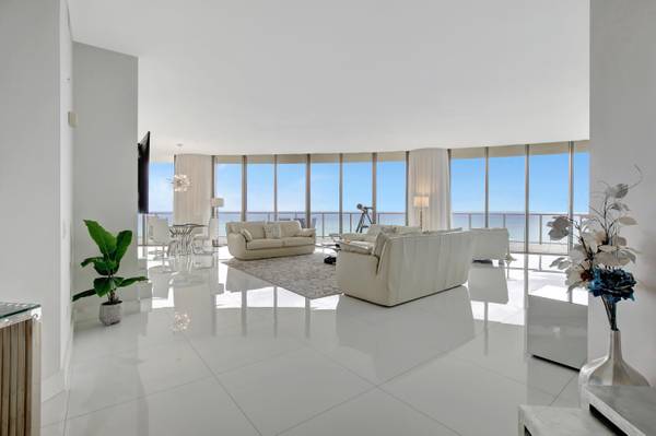 9703 Collins Ave Ph888, Bal Harbour, FL 33154