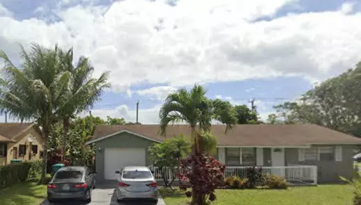 706 NW 8th ST, Boynton Beach, FL 33426