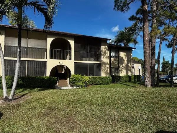 Greenacres, FL 33463,441 Pine Glen LN C-2