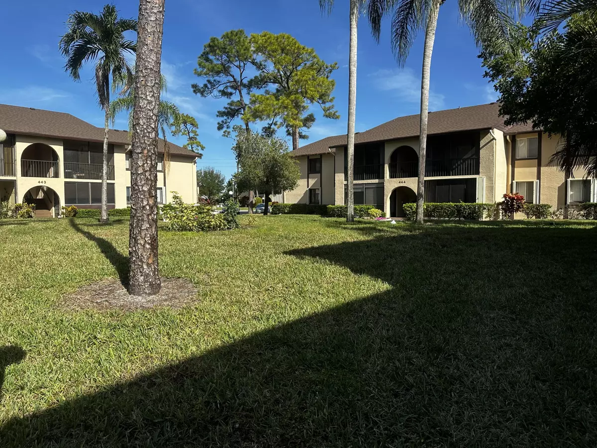 Greenacres, FL 33463,441 Pine Glen LN C-2